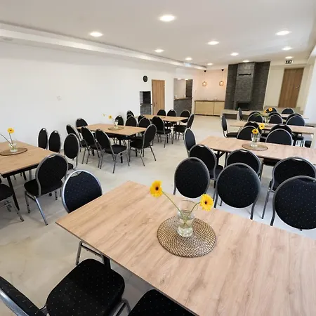 Rekreacne Stredisko - Family Guest house